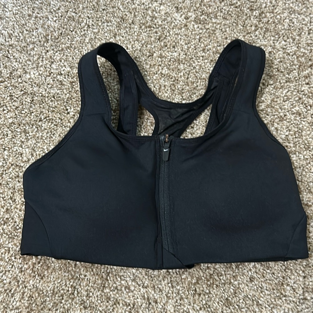 Nike Shape High-Support Padded Sports Bra